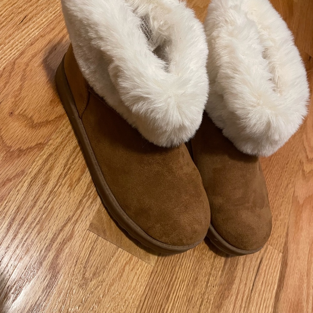 Carmel Suede boots with fluffy faux fur size 7 girls